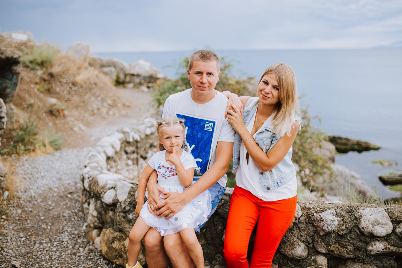Семейная фотосессия в Судаке - Фотограф MaryVish.ru