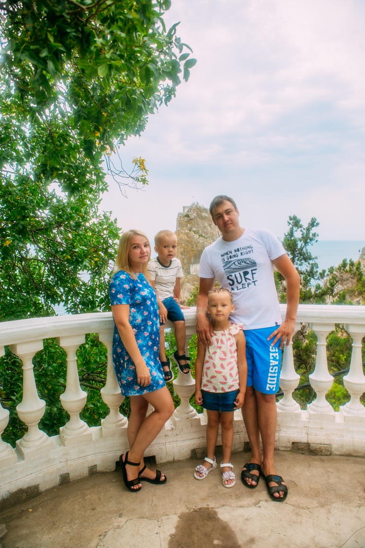 Семейная фотосессия в Симеизе - Фотограф MaryVish.ru