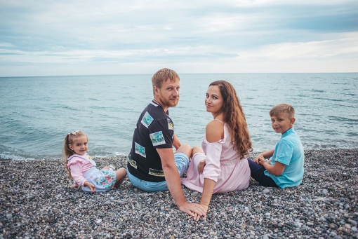 Семейная фотосессия в Пицунде - Фотограф MaryVish.ru